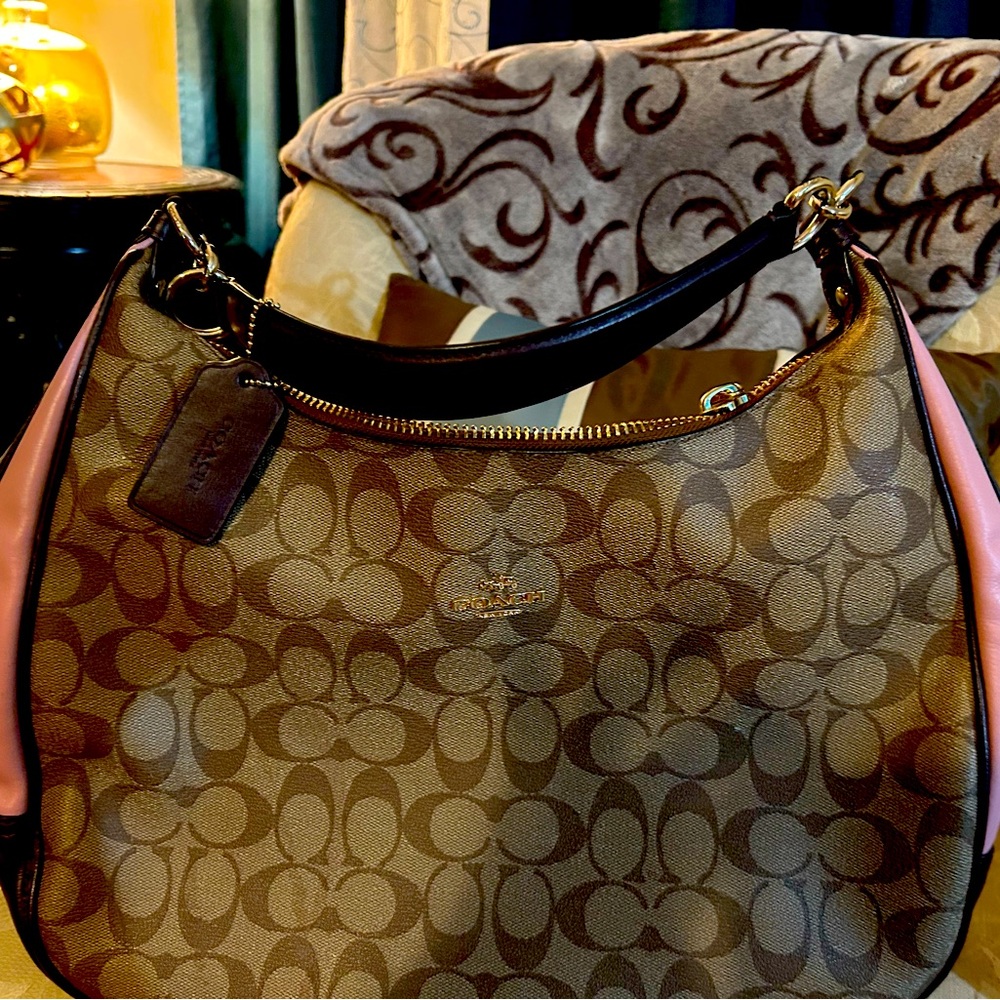 Beautiful leather Coach handbag
